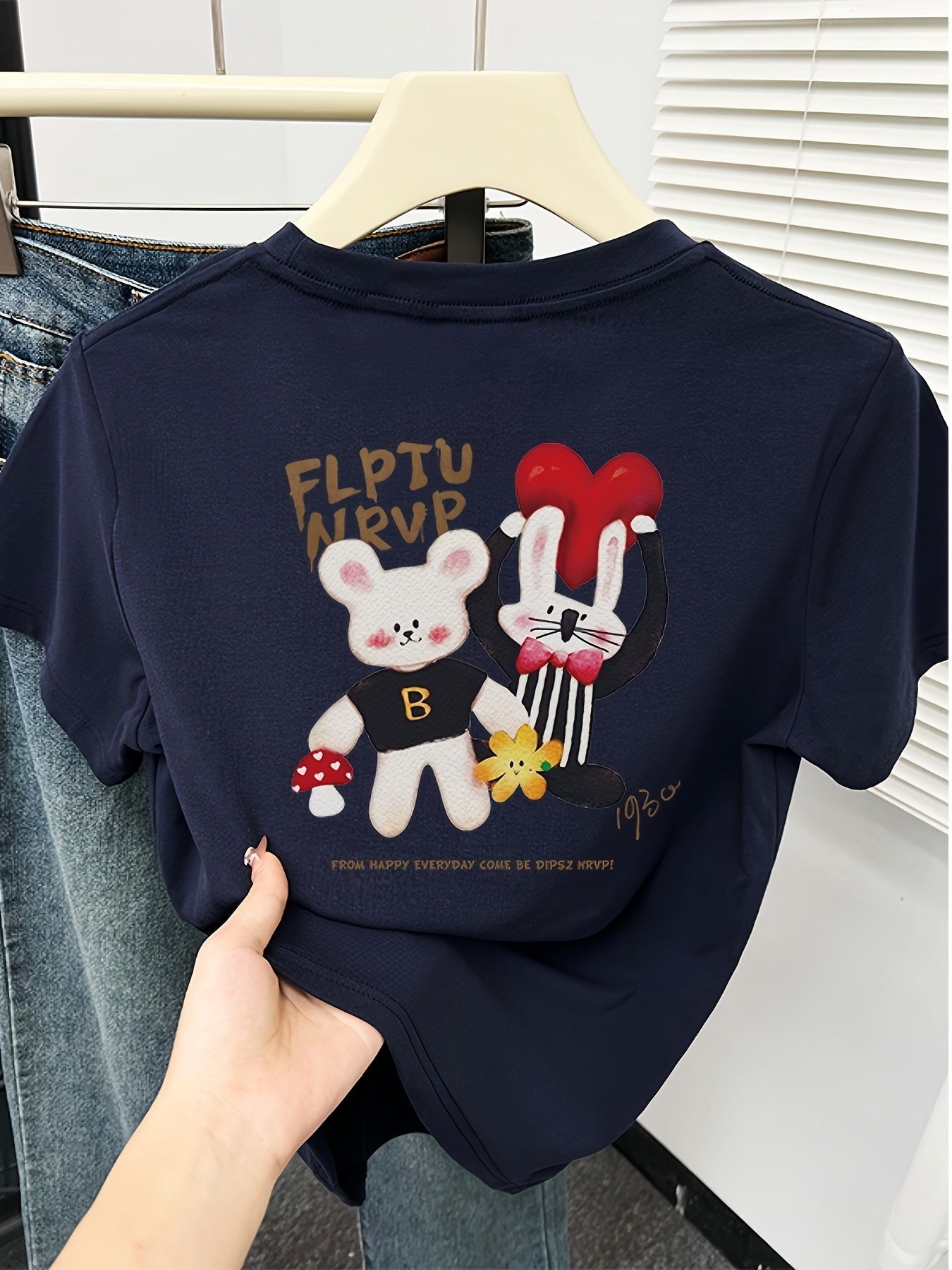 Women'S Cartoon Print T-Shirt - Short Sleeve Crew Neck, Casual Summer Top with Playful Bunny & Mushroom Design, Lightweight & Breathable for Casual Attire, Everyday Tshirt | Playful Graphic Tee | Comfortable Fit