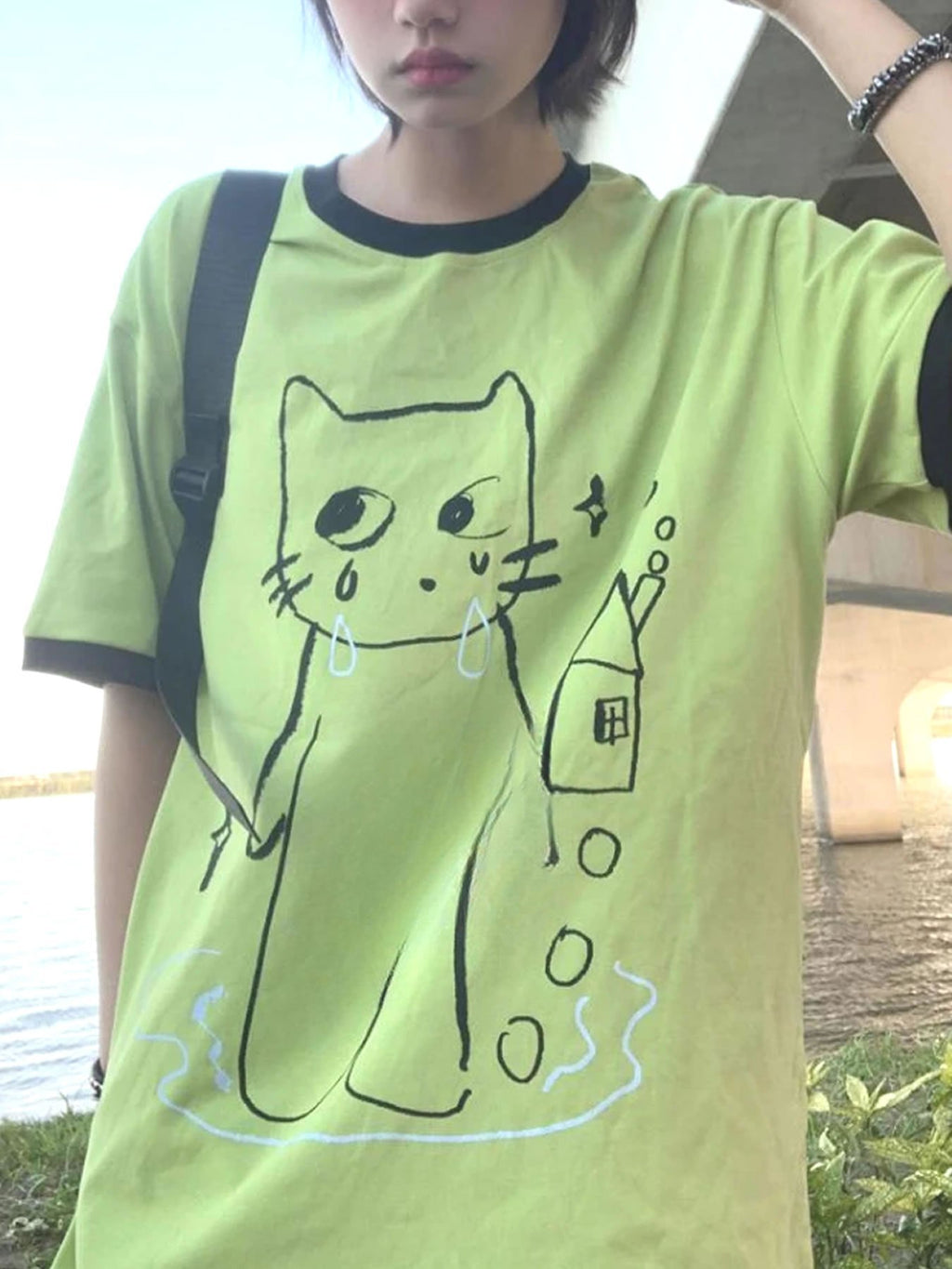 Women's Y2K Retro Korean Fashion T-Shirt - Cute Crying Cat Graphic Tee, Bright Lime Green with Minimalist Lines, Lightweight Everyday Streetwear Top for Parties & Outfits, Ladies Tee Shirts, Casual Summer Wear, Geometric Print Shirt, Nontransparent Fabric