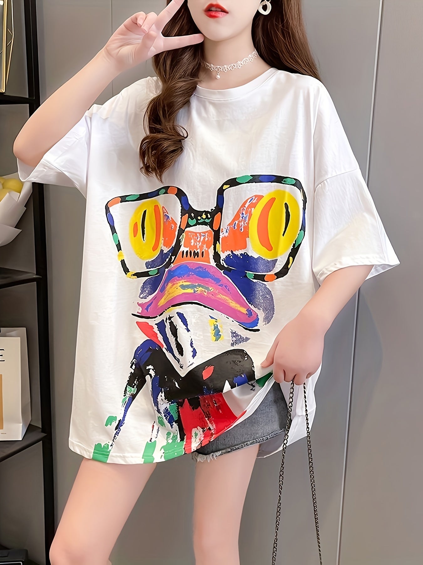[Plus Size T-Shirt] Vibrant Plus Size Women's Cartoon Print T-Shirt | Loose Fit Round Neck Short Sleeve Top, Breathable Medium-Stretch Fabric, Long Length Casual Summer Spring Fall Machine Washable