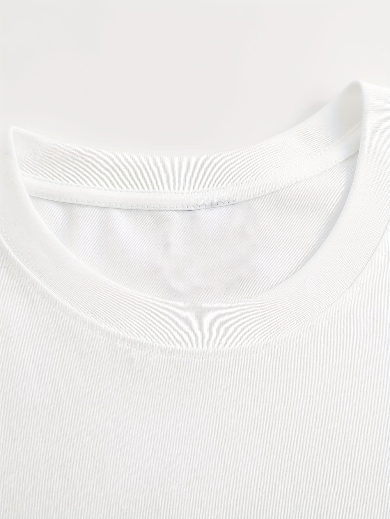 [Elegant T-Shirt] Comfortable Elegant Women's T-Shirt | Fashionable Printed, Round Neck, Suitable for All Seasons, Casual Top, Locally Shipped, Summer Pure Top, Party Must-Have