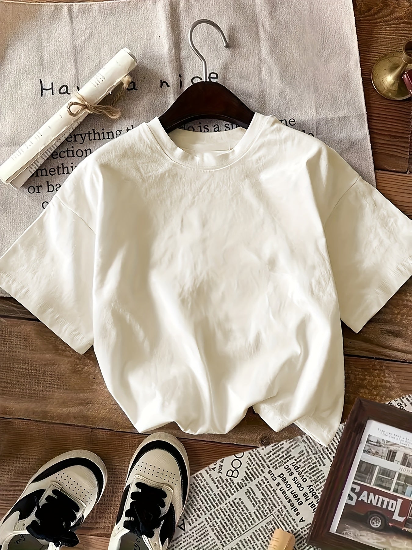 New fashionable Women's T-shirt three piece set