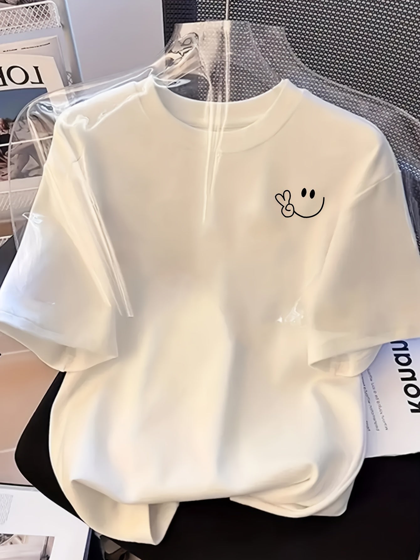 Classic Pure Women's T-Shirt, Minimalist Design, Comfortable and Breathable, Versatile Essential for Everyday Casual Wear, Showcasing Natural Elegance